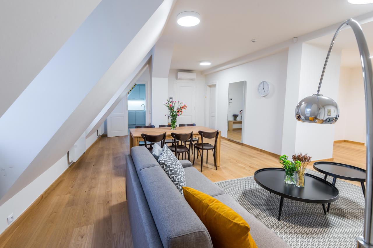Apartamento Harrachovsky Palace *